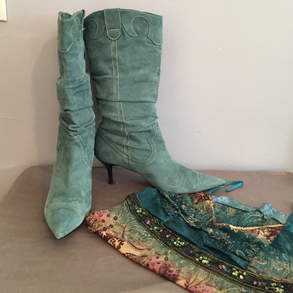 Elegant Teal Suede Women's Boots